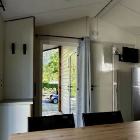 Mobil Avec Terrasse Pour 6 Personnes A - Api-1-52-1272 Challes-les-Eaux
